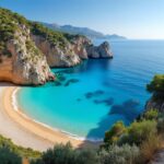 découvrez cala di fica, une plage sauvage idyllique en corse du sud, idéale pour les amateurs de randonnée et de nature préservée.